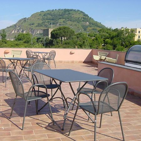 Flegrea House Aparthotel Pozzuoli Exterior foto