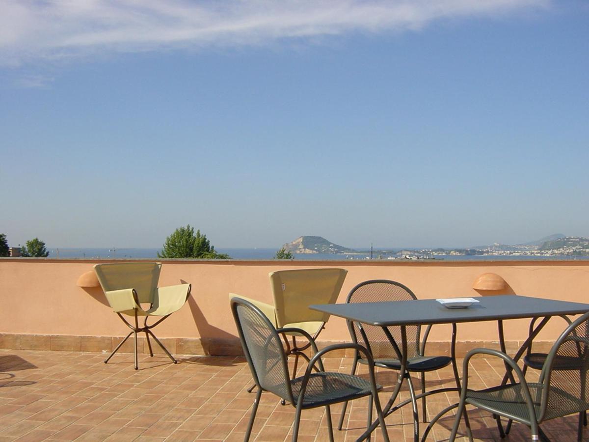 Flegrea House Aparthotel Pozzuoli Exterior foto
