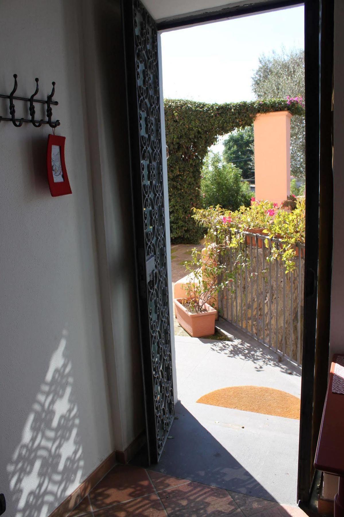 Flegrea House Aparthotel Pozzuoli Exterior foto