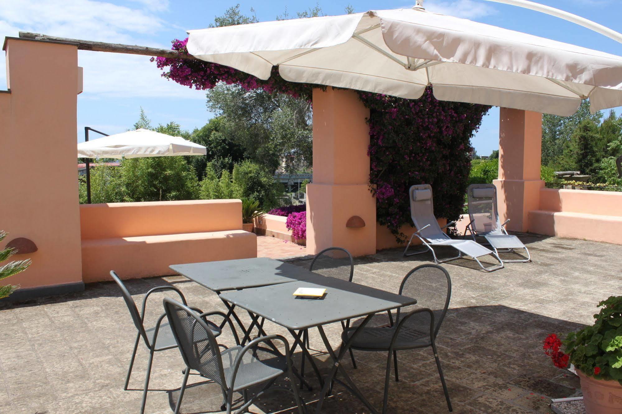 Flegrea House Aparthotel Pozzuoli Exterior foto