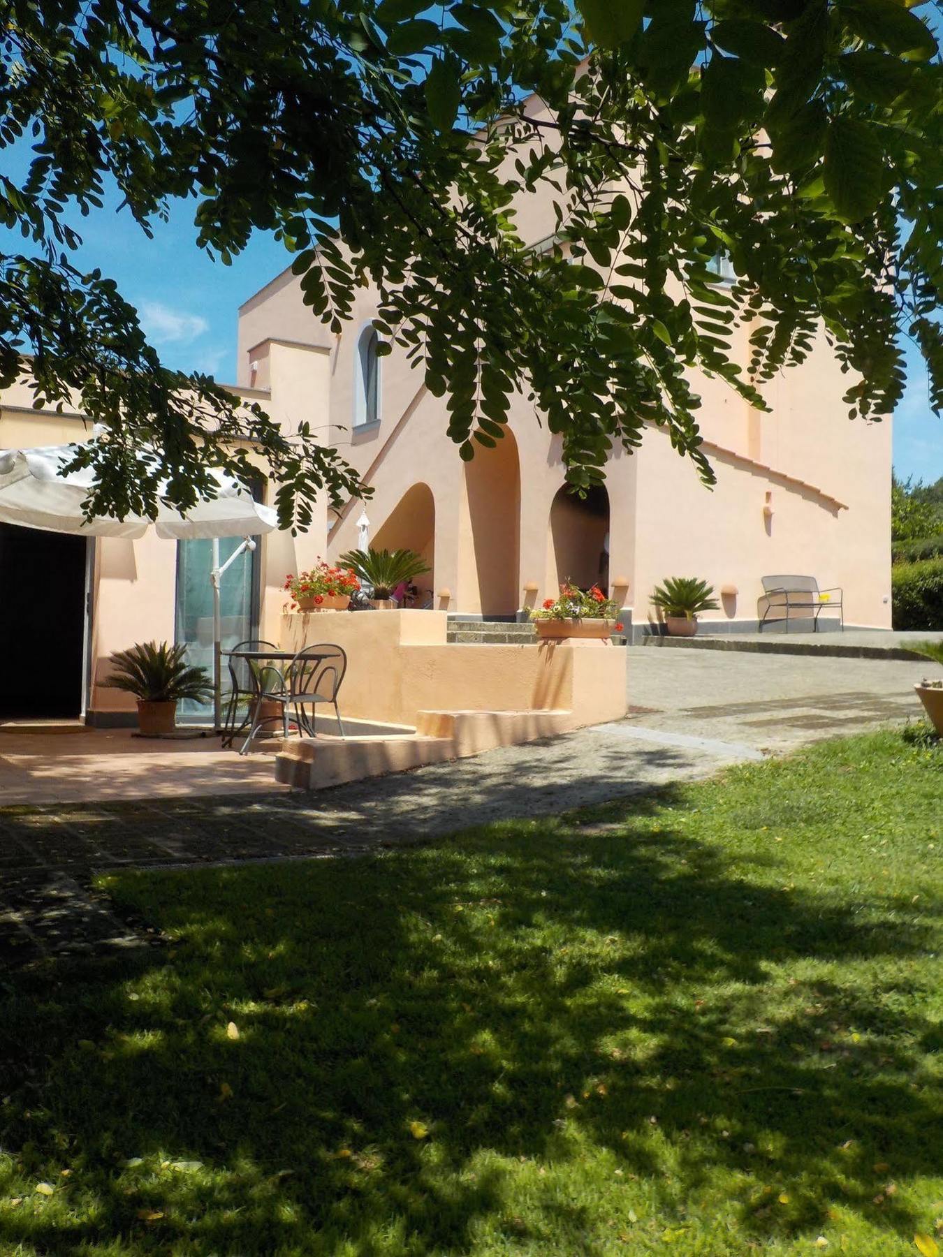 Flegrea House Aparthotel Pozzuoli Exterior foto