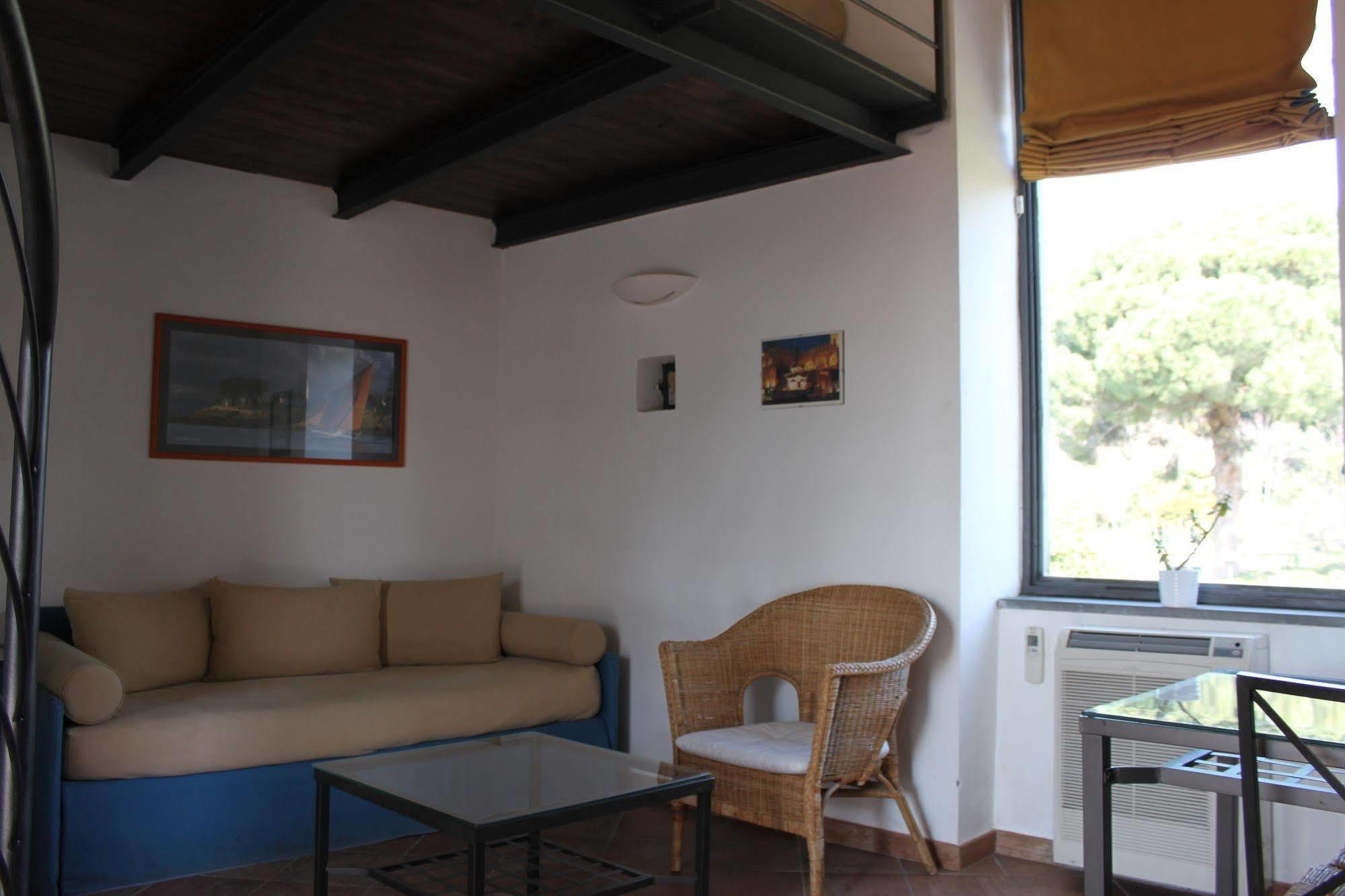 Flegrea House Aparthotel Pozzuoli Exterior foto
